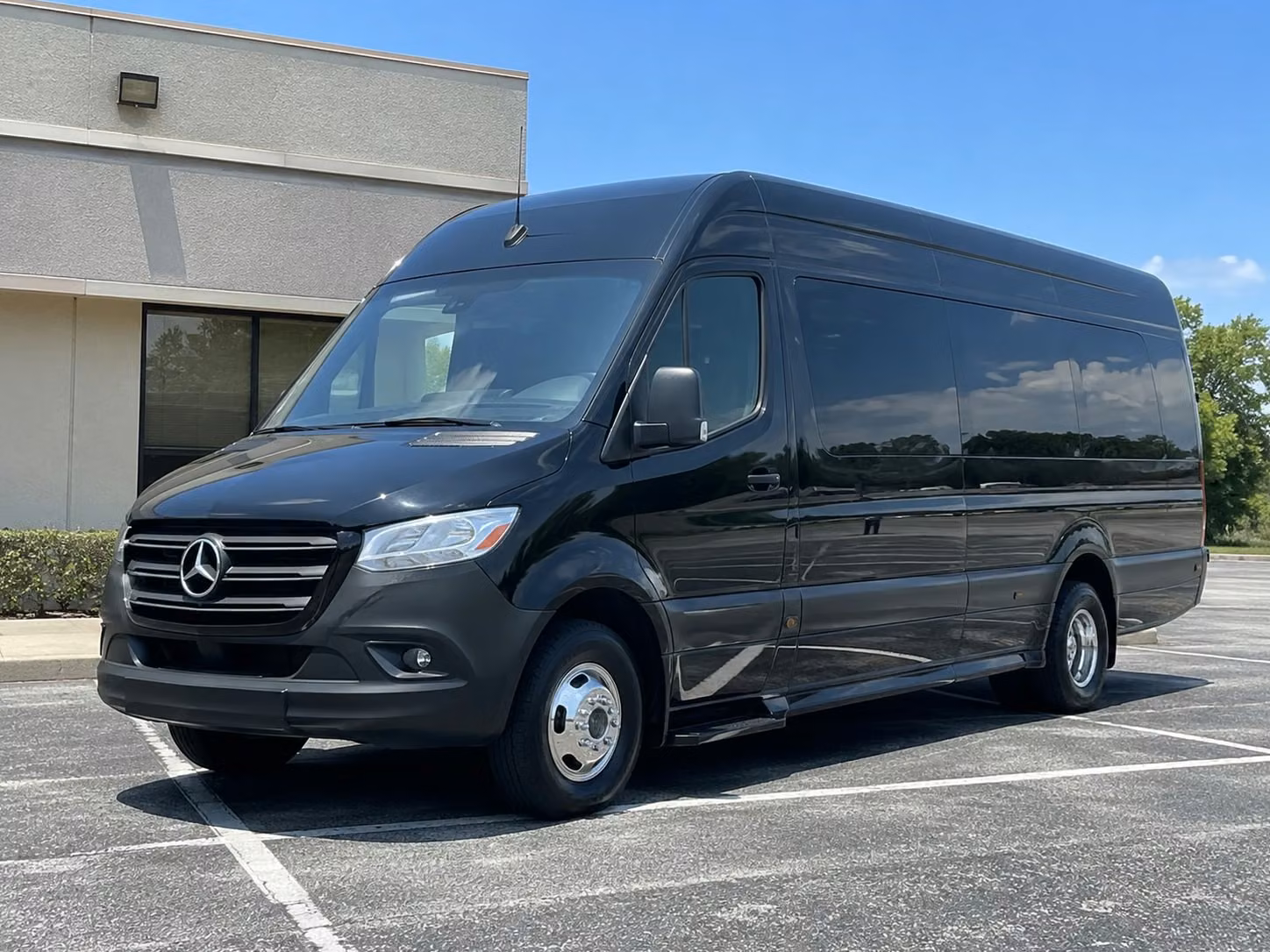 bus rentals for hoover concerts music festival